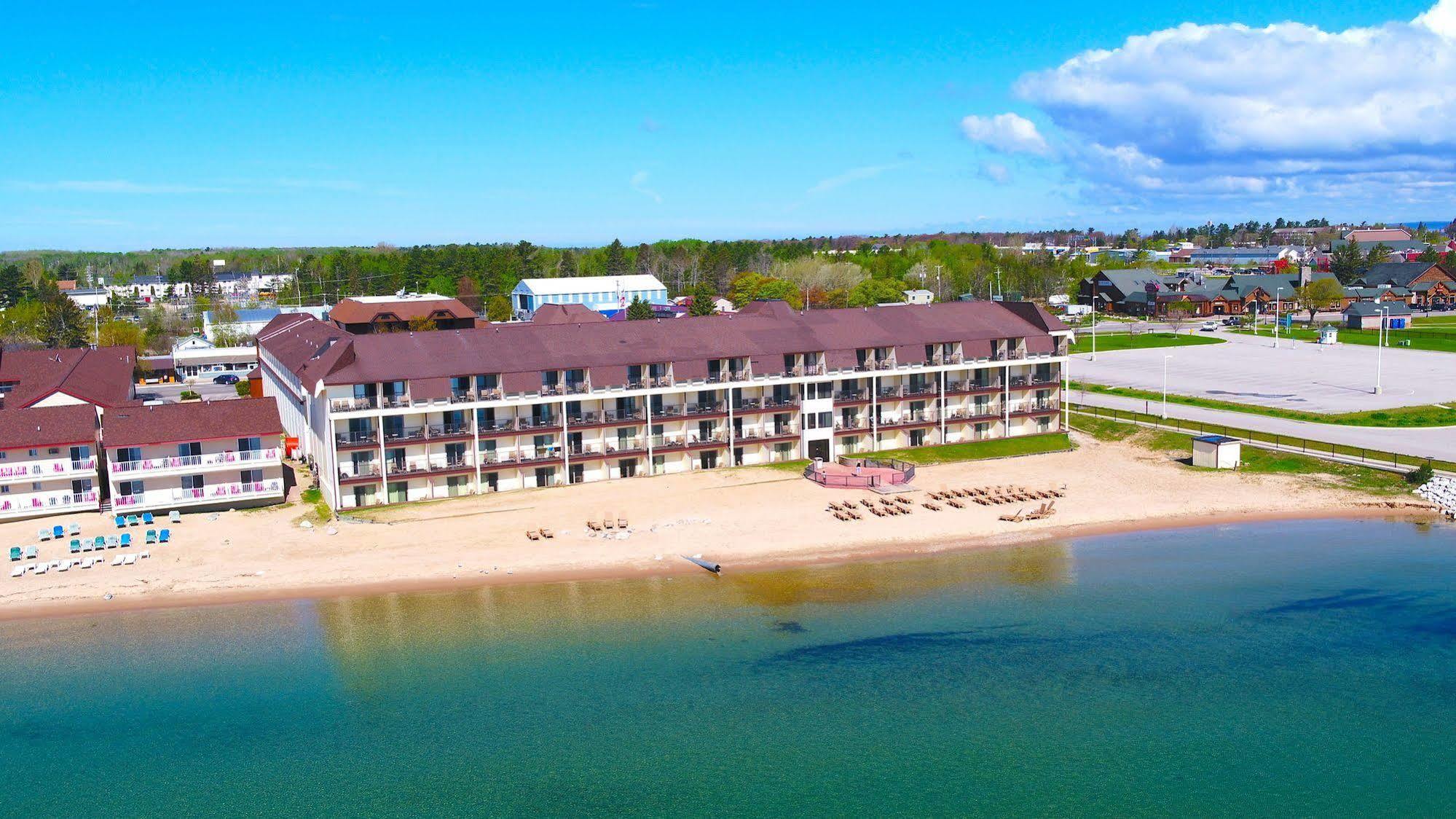 Best Western Plus Dockside Waterfront Inn Mackinaw City Kültér fotó